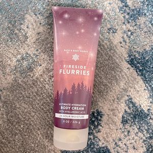 NWT Bath & Body Works Fireside Flurries Body Cream